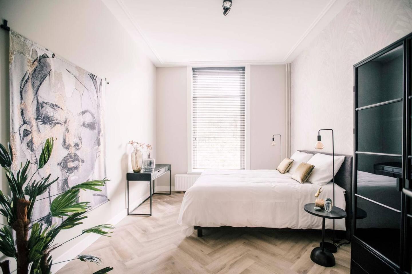 Xxl Loft With Bath Located Stadsvilla Tilbourg Extérieur photo