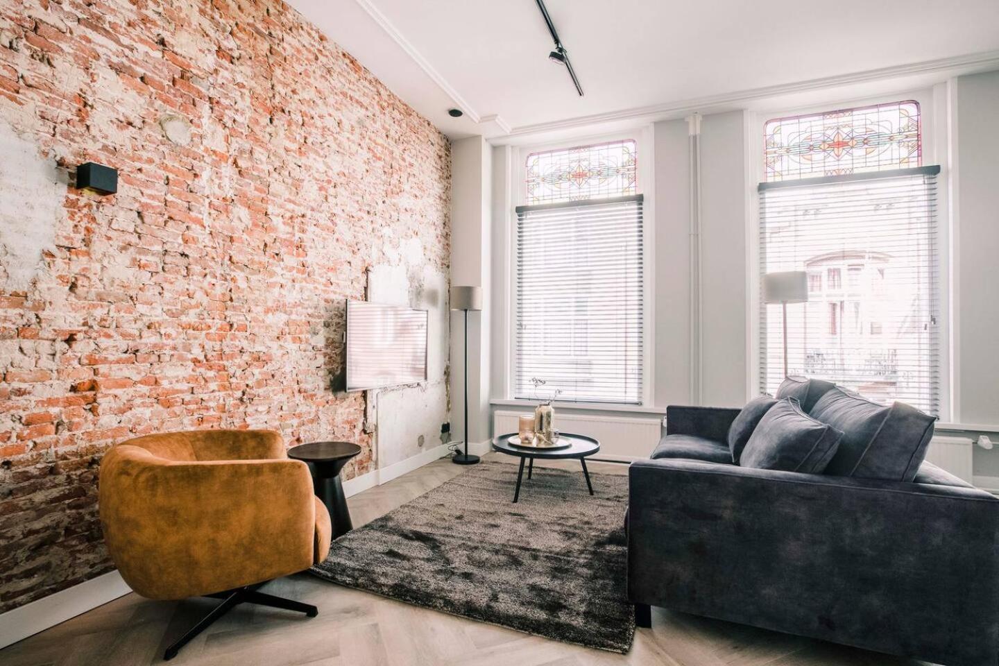 Xxl Loft With Bath Located Stadsvilla Tilbourg Extérieur photo