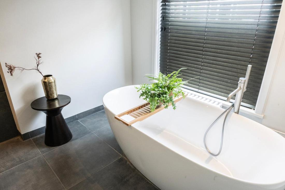 Xxl Loft With Bath Located Stadsvilla Tilbourg Extérieur photo